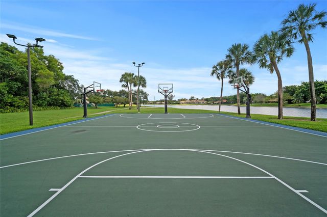 7722 Laurel Lane, Parkland, FL 33067