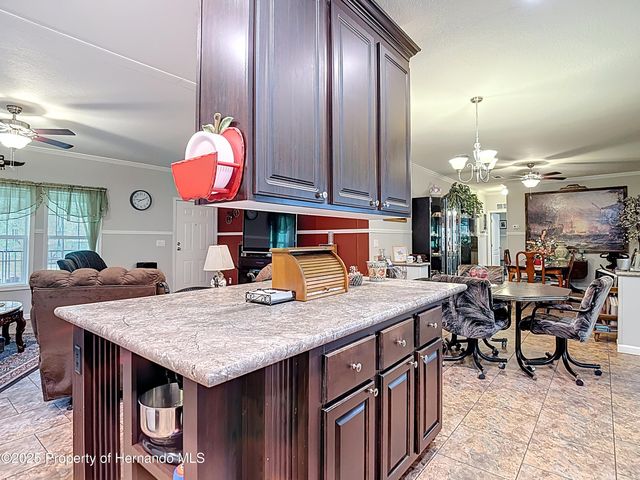 18005 Nicholas Avenue, Brooksville, FL 34604