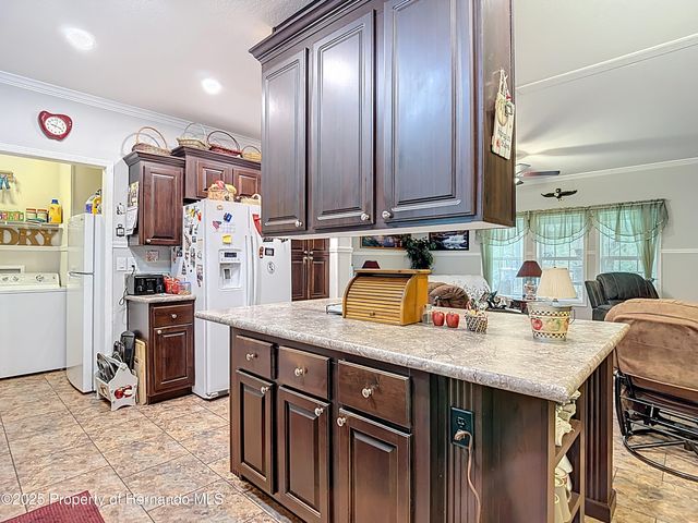 18005 Nicholas Avenue, Brooksville, FL 34604