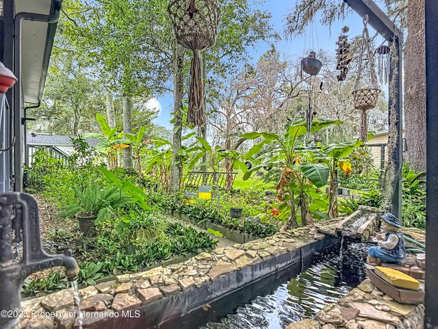 18005 Nicholas Avenue, Brooksville, FL 34604