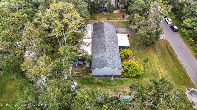18005 Nicholas Avenue, Brooksville, FL 34604