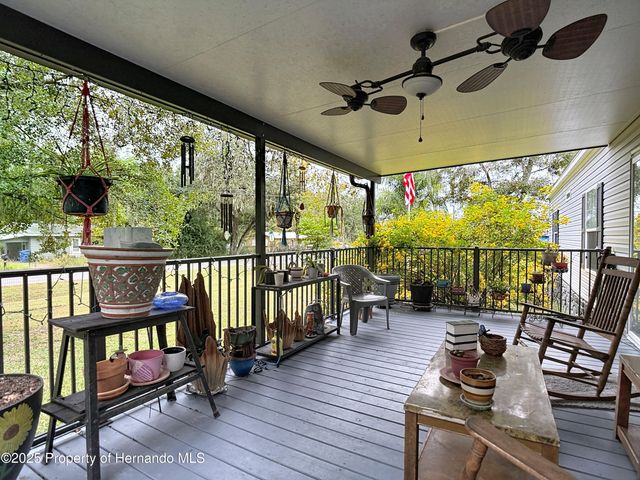 18005 Nicholas Avenue, Brooksville, FL 34604