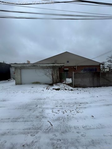2454 Puritan Street, Detroit, MI 48238