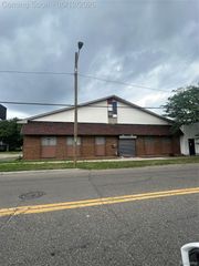 2454 Puritan Street, Detroit, MI 48238