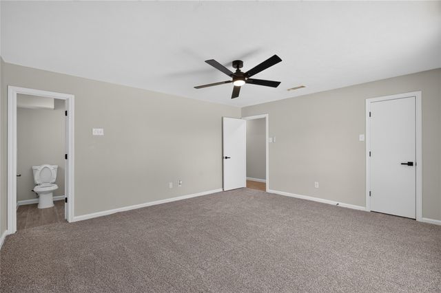 319 Hummingbird Lane, Duncanville, TX 75137