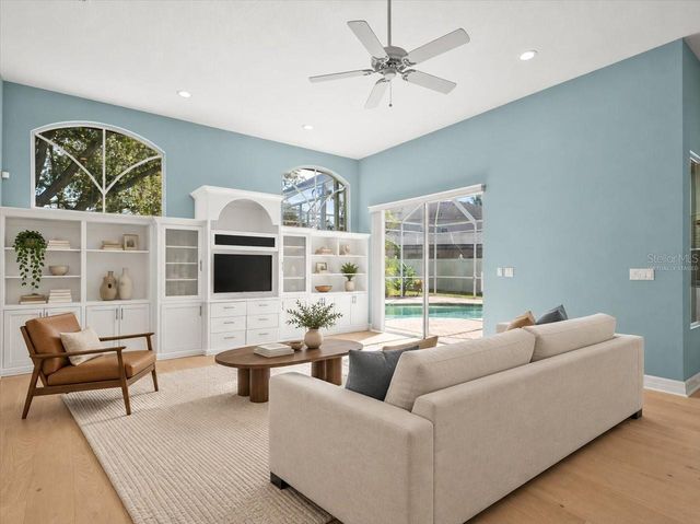 15019 LAKE EMERALD BOULEVARD, Tampa, FL 33618