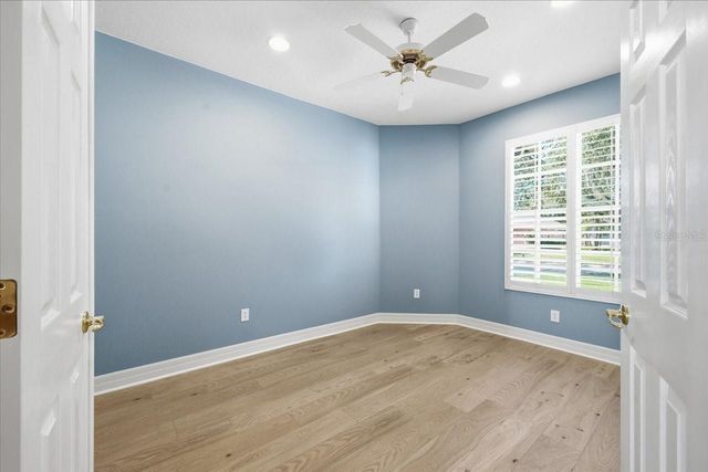 15019 LAKE EMERALD BOULEVARD, Tampa, FL 33618