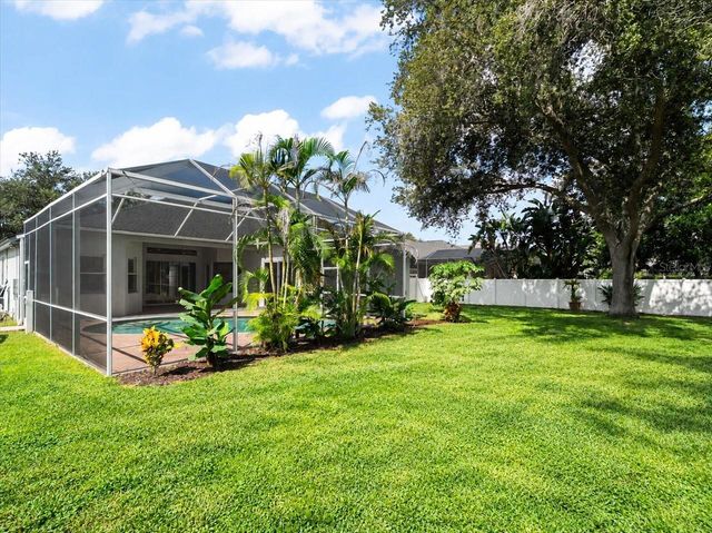 15019 LAKE EMERALD BOULEVARD, Tampa, FL 33618