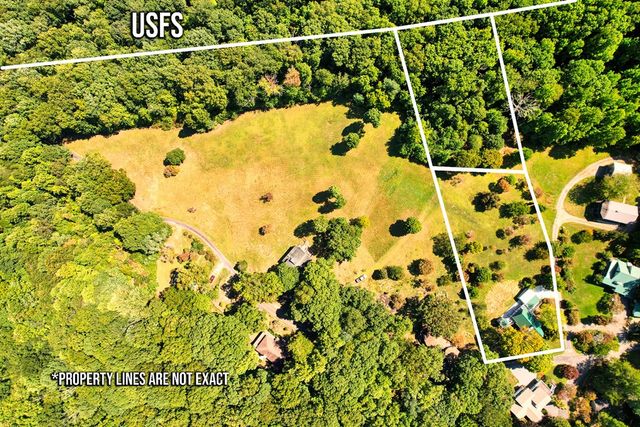 762 Mining Gap Connector, Young Harris, GA 30582