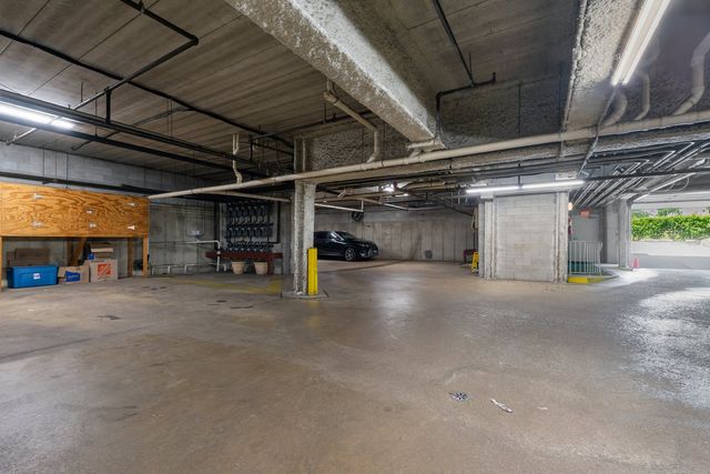 3640 186th Street 101, Lansing, IL 60438