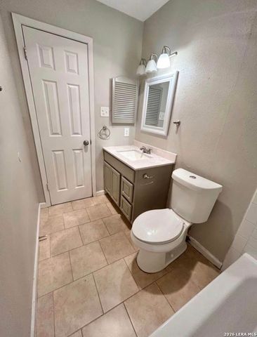 11227 Spring Mint, San Antonio, TX 78249