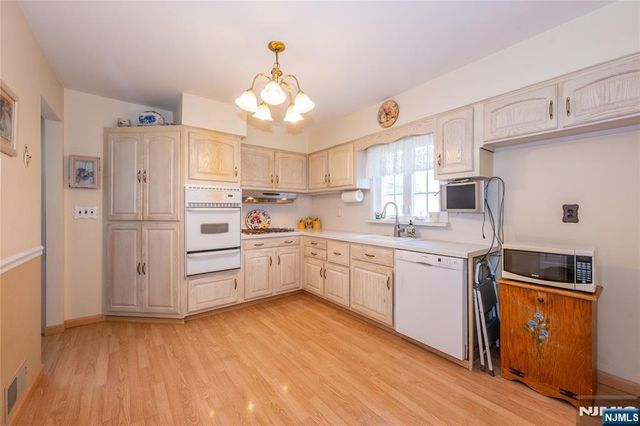 293 Maitland Avenue, Paterson, NJ 07502