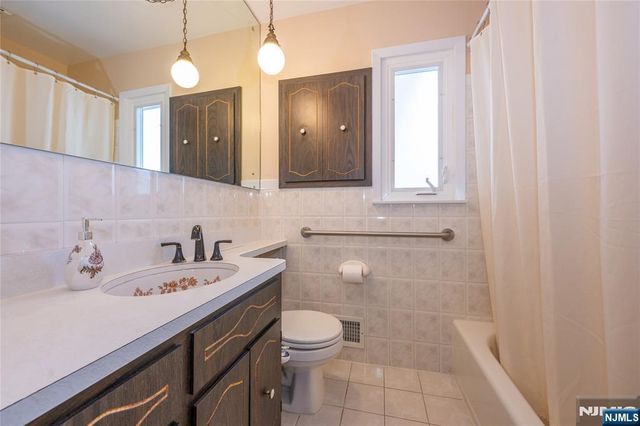 293 Maitland Avenue, Paterson, NJ 07502