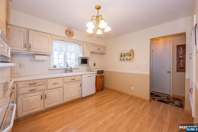 293 Maitland Avenue, Paterson, NJ 07502
