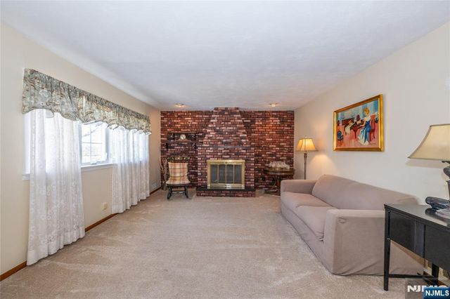 293 Maitland Avenue, Paterson, NJ 07502