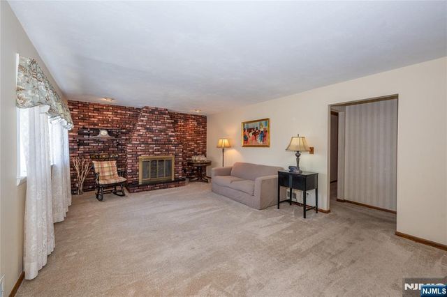 293 Maitland Avenue, Paterson, NJ 07502