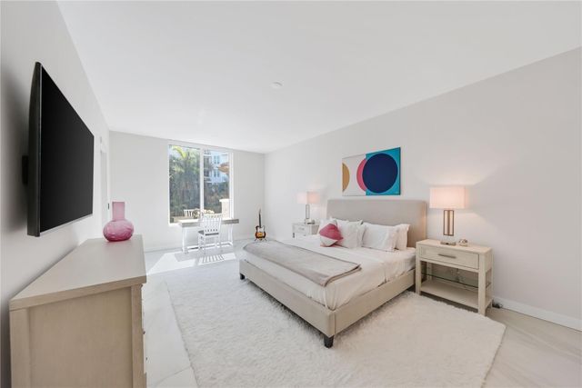 220 SE Mizner 314, Boca Raton, FL 33432