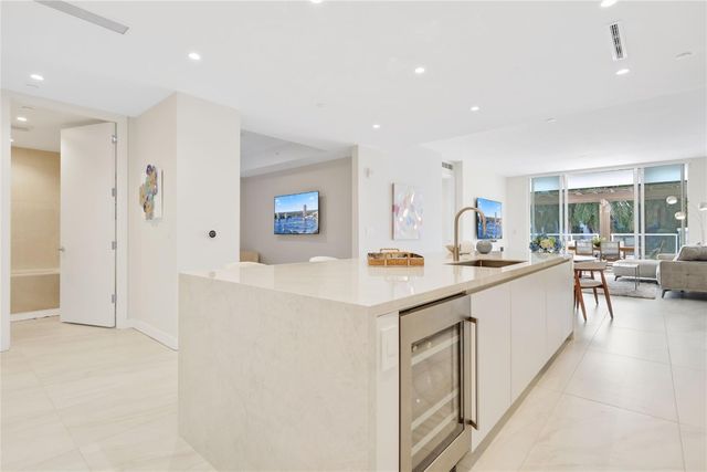 220 SE Mizner 314, Boca Raton, FL 33432