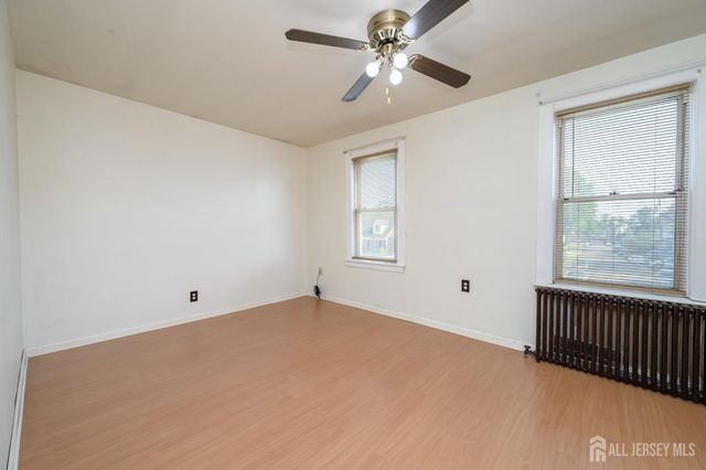 27 S Robert Street S, Sewaren, NJ 07077