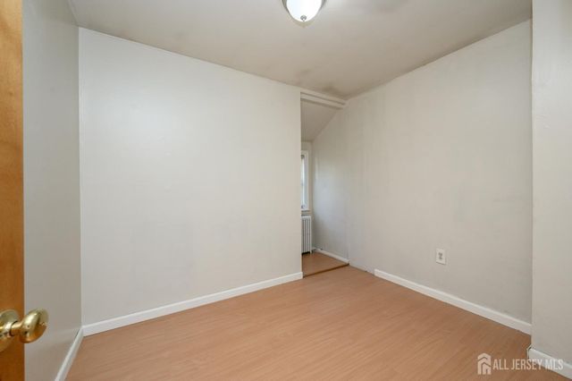 27 S Robert Street S, Sewaren, NJ 07077
