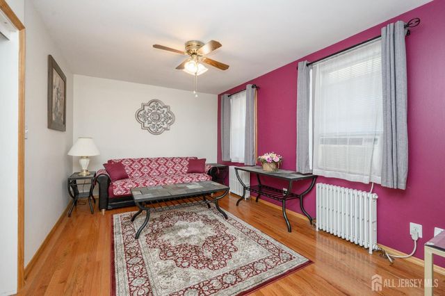 27 S Robert Street S, Sewaren, NJ 07077