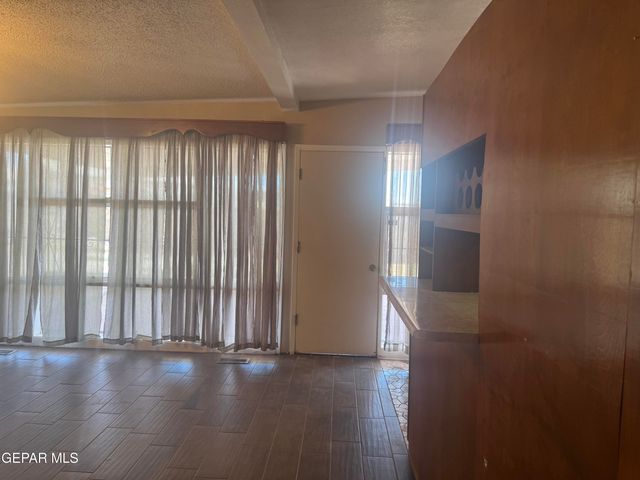 5228 BLUE RIDGE Drive, El Paso, TX 79904