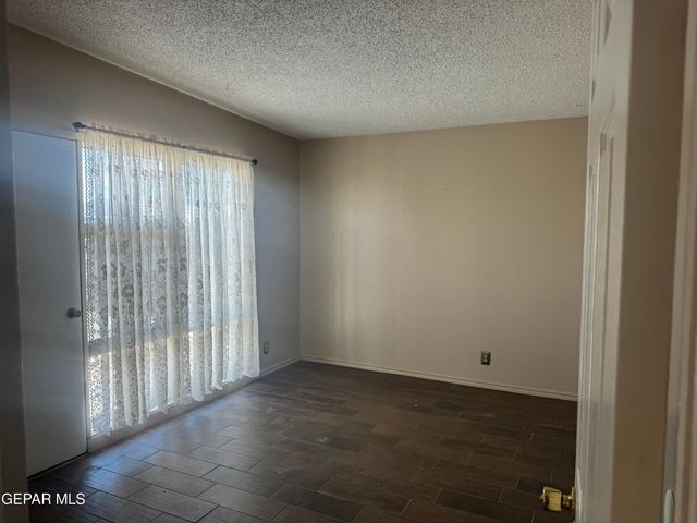 5228 BLUE RIDGE Drive, El Paso, TX 79904