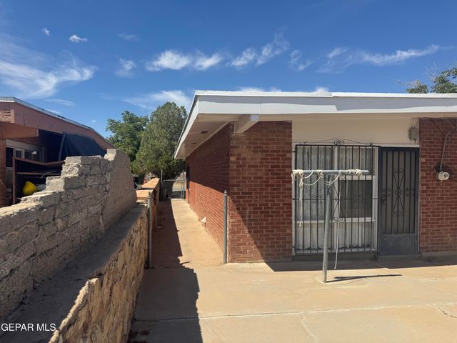 5228 BLUE RIDGE Drive, El Paso, TX 79904