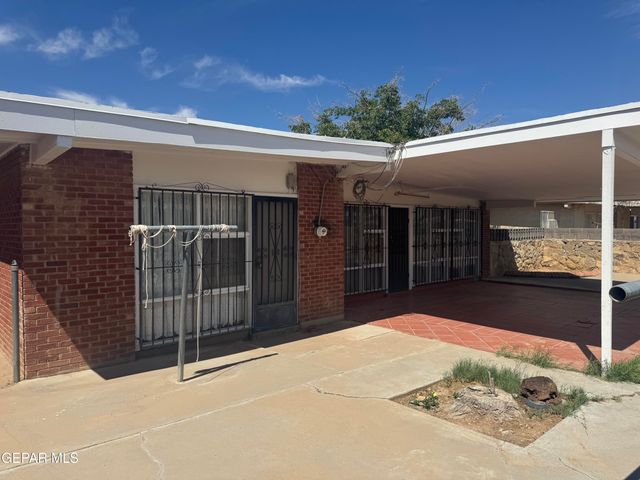5228 BLUE RIDGE Drive, El Paso, TX 79904