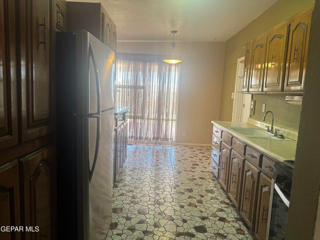 5228 BLUE RIDGE Drive, El Paso, TX 79904