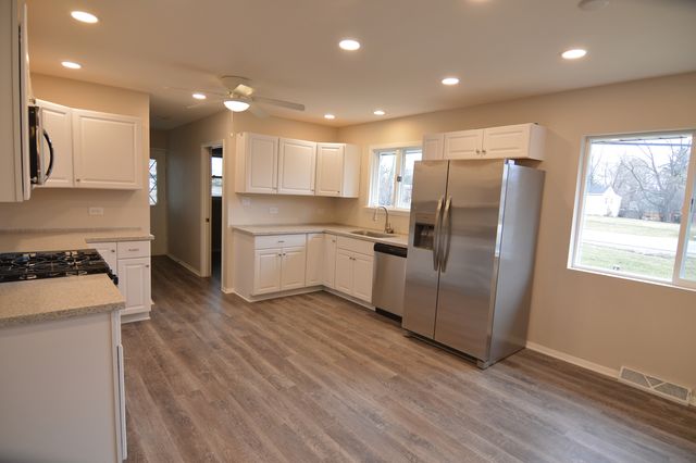 34550 N Wilson Road, Ingleside, IL 60041