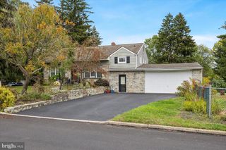 475 CONSTITUTIONAL DR, Warminster, PA 18974