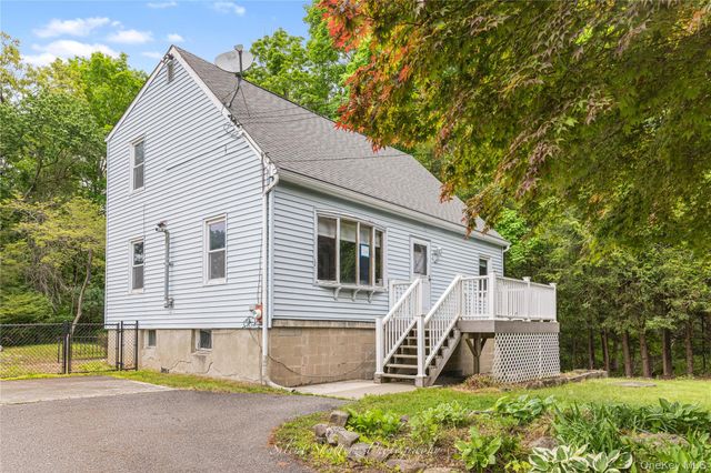 7 Hazel Drive, Patterson, NY 12563