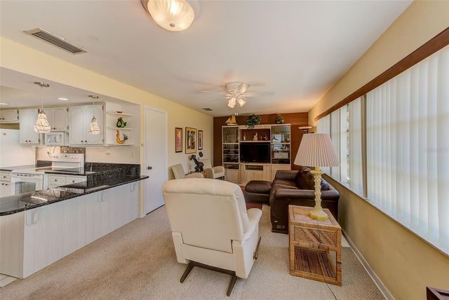 10421 IMPERIAL POINT DRIVE W, Largo, FL 33774