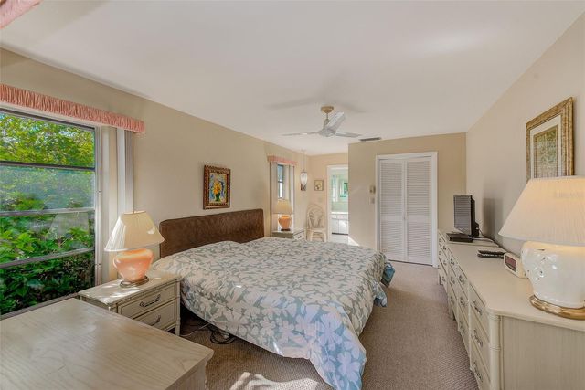 10421 IMPERIAL POINT DRIVE W, Largo, FL 33774