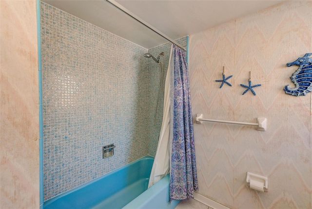 10421 IMPERIAL POINT DRIVE W, Largo, FL 33774