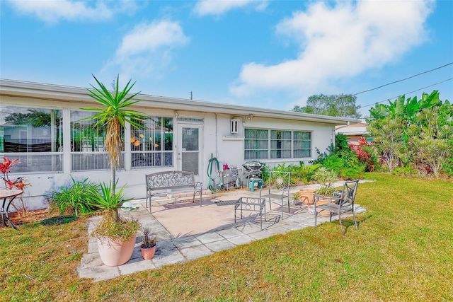 10421 IMPERIAL POINT DRIVE W, Largo, FL 33774