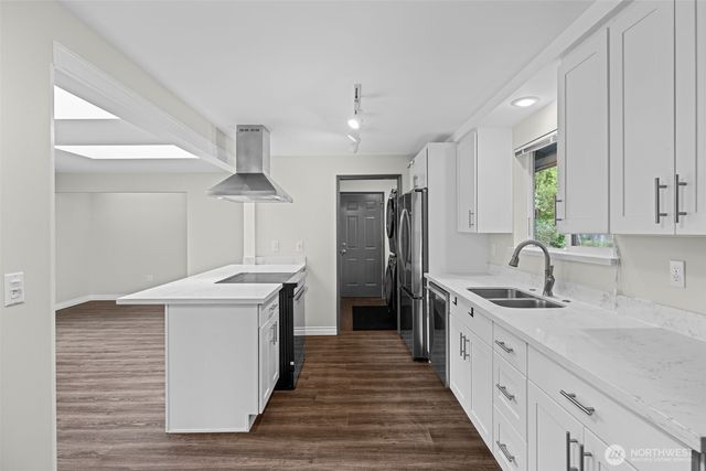 2157 N 122nd Street, Seattle, WA 98133