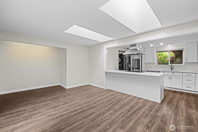 2157 N 122nd Street, Seattle, WA 98133