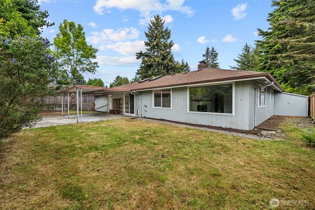 2157 N 122nd Street, Seattle, WA 98133