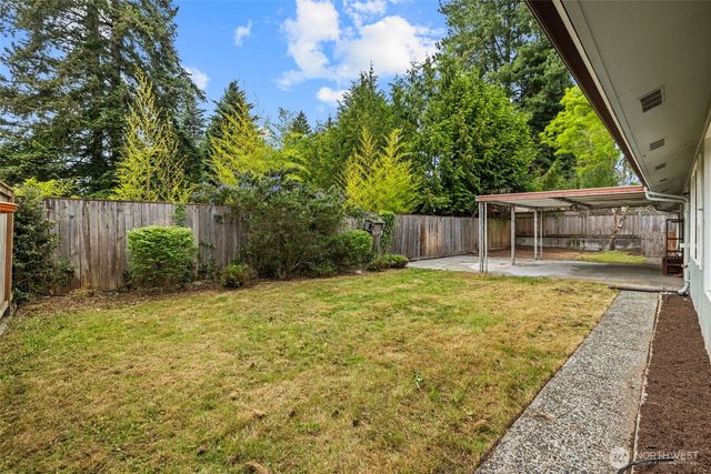 2157 N 122nd Street, Seattle, WA 98133
