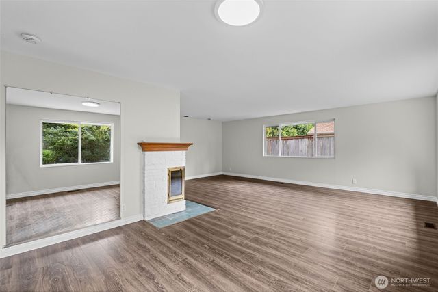 2157 N 122nd Street, Seattle, WA 98133