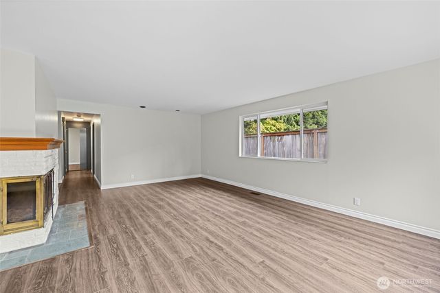 2157 N 122nd Street, Seattle, WA 98133