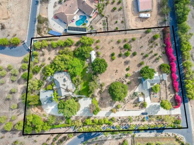 3352 Via Zara, Fallbrook, CA 92028