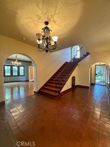 484 Prospect Terrace, Pasadena, CA 91103