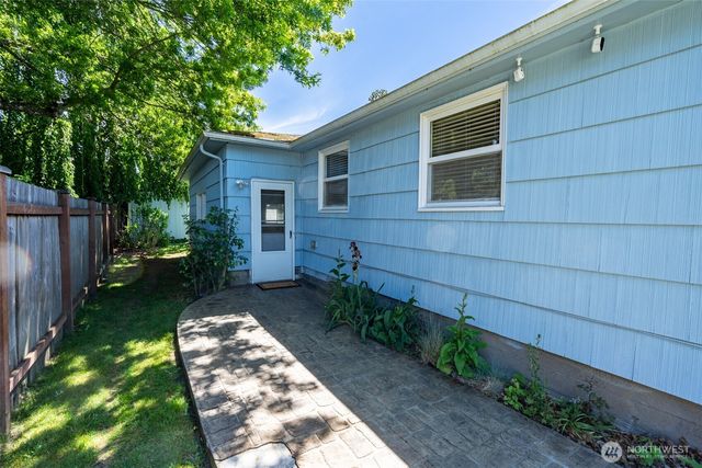 1117 N Mason, Tacoma, WA 98406