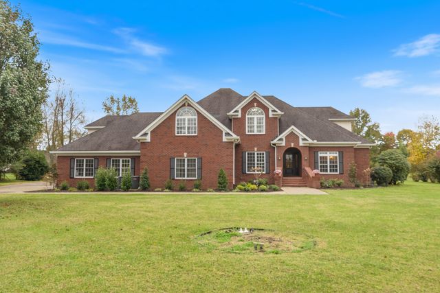 1926 Irby Ln, Murfreesboro, TN 37127