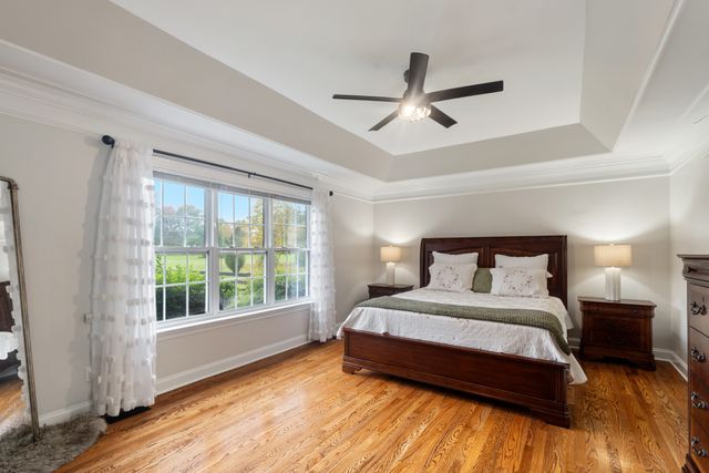 1926 Irby Ln, Murfreesboro, TN 37127