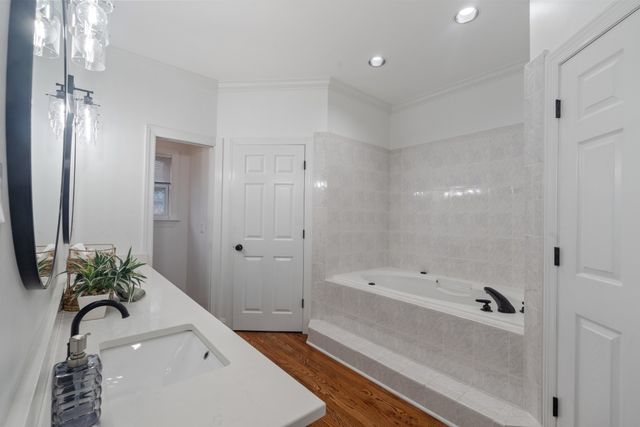 1926 Irby Ln, Murfreesboro, TN 37127