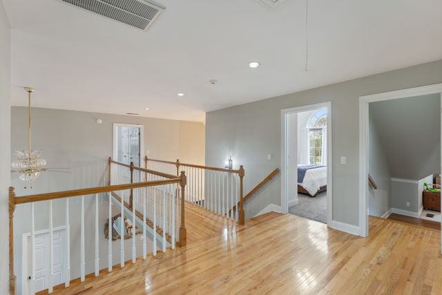 1926 Irby Ln, Murfreesboro, TN 37127